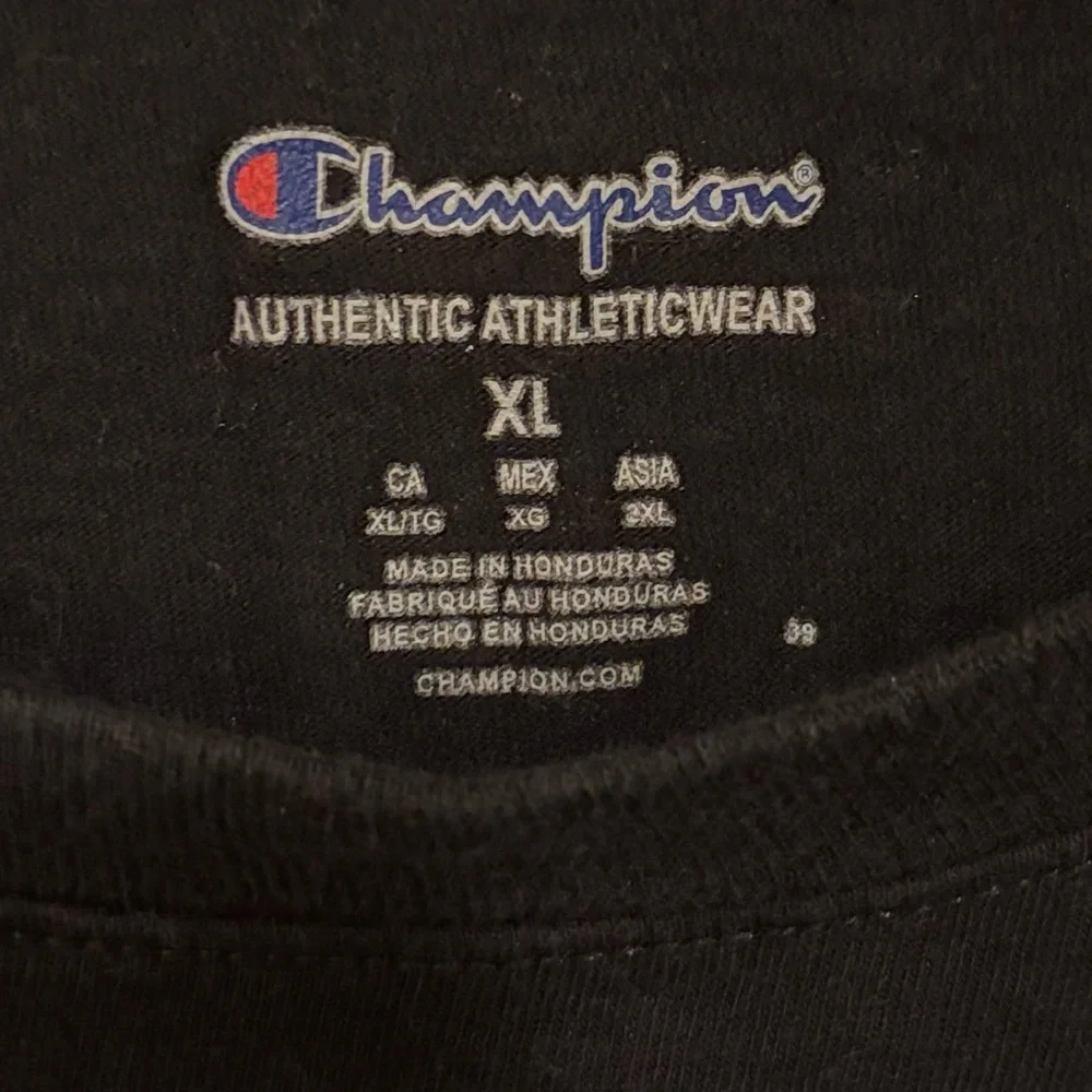 Set of 2 Men’s Champion Short Sleeve Tees Size XL - Picture 5 of 10